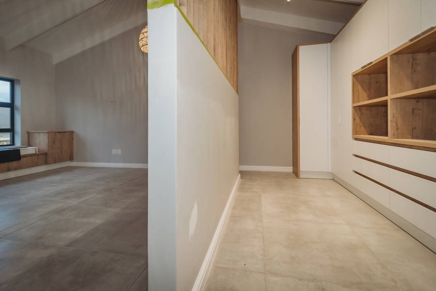4 Bedroom Property for Sale in Denver Park Western Cape